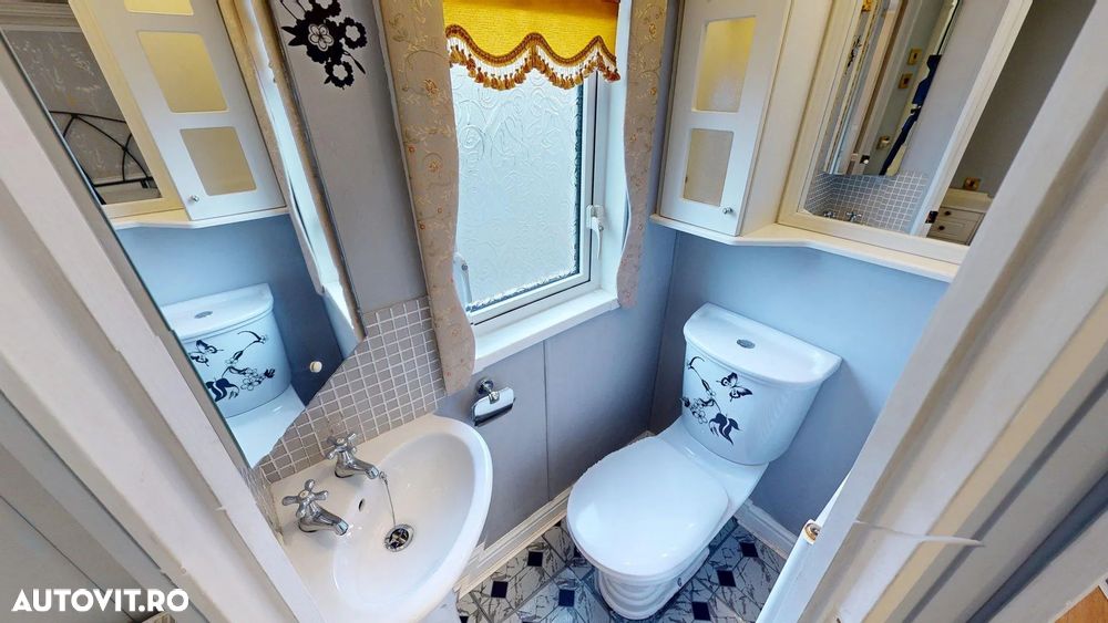 Alta Casă mobilă 4 ANOTIMPURI Willerby Kingswood nr. 134 | Tâmplărie PVC și încălzire centrală cu calorifere | 13 x 4 m | 2 dormitoare și 2 băi - 8