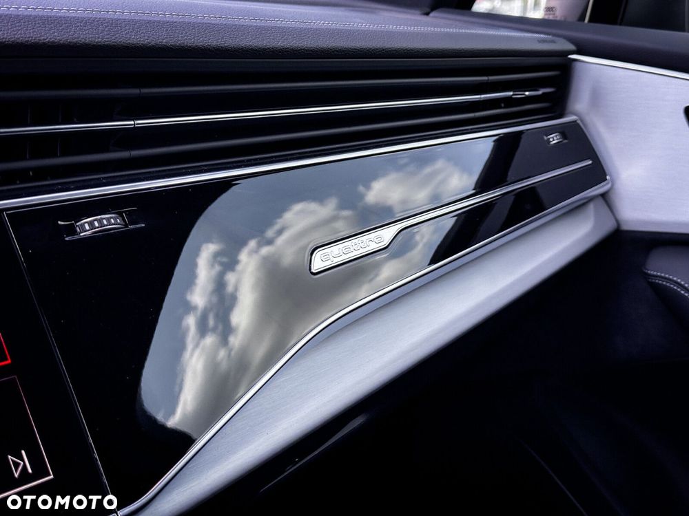 Audi Q7 - 30