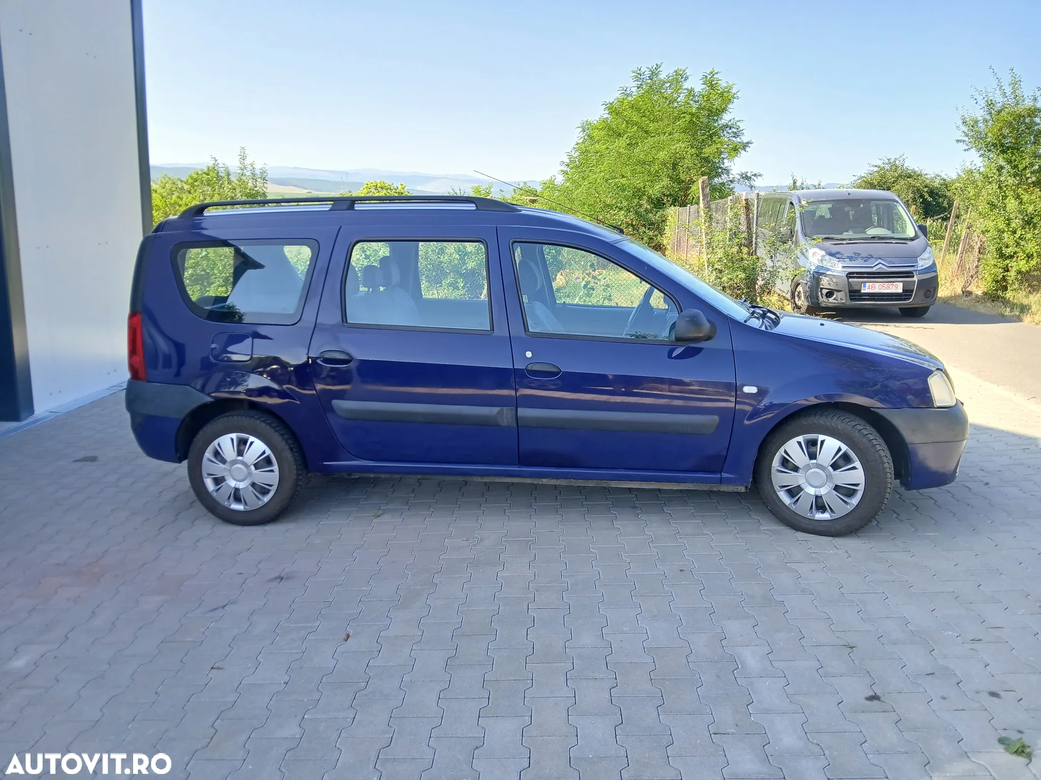 Dacia Logan MCV 1.6 16V Laureate - 10