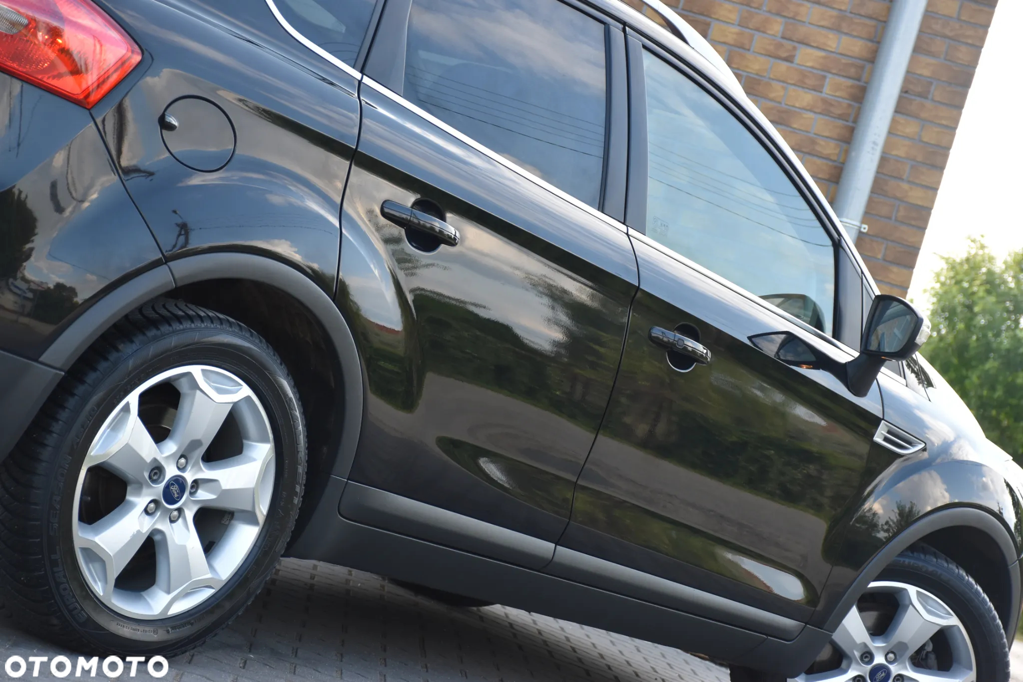 Ford Kuga 2.0 TDCi 4x4 Titanium - 39