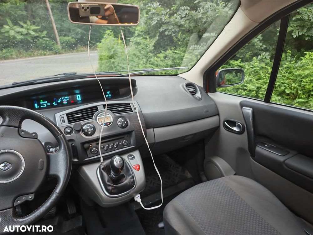 Renault Scenic II 1.6 Authentique - 16