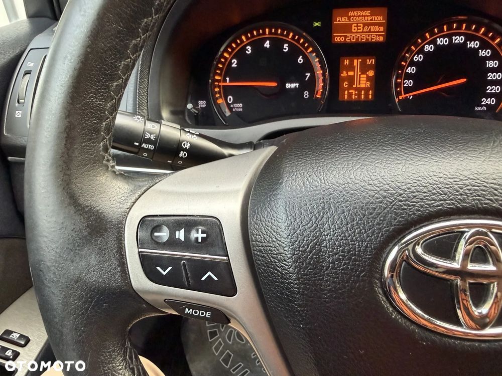 Toyota Avensis 1.8 Sol plus EU5 - 25