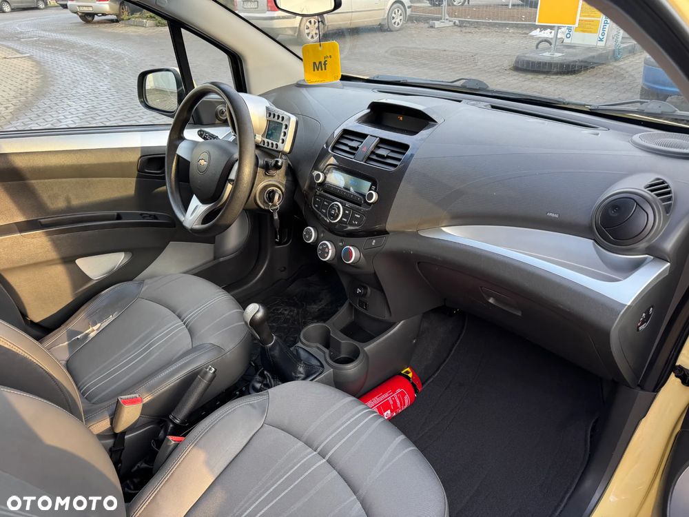 Chevrolet Spark 1.0 LS+ - 9