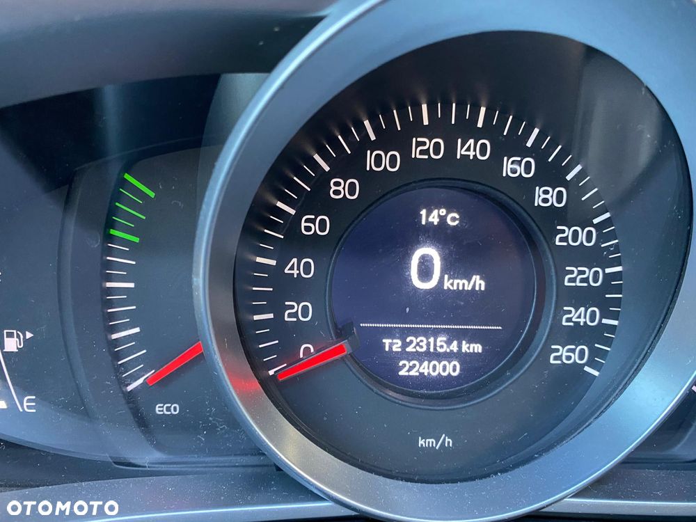 Volvo V40 D3 Kinetic - 6