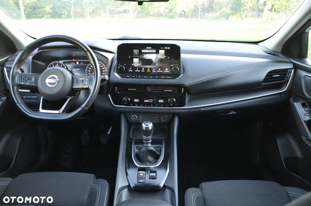 Nissan Qashqai - 22