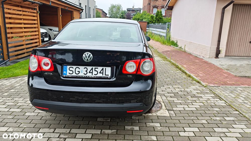 Volkswagen Jetta 1.4 TSI Comfortline - 11