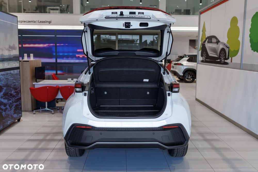 Toyota C-HR - 16