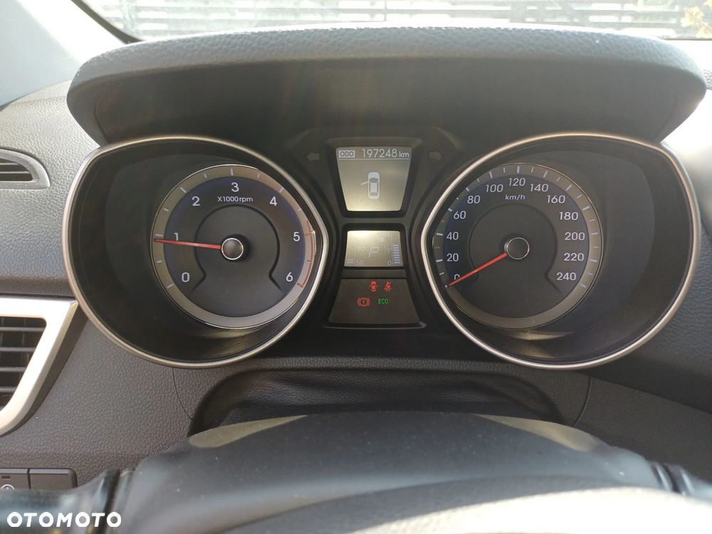 Hyundai i30 1.6 CRDI DCT Premium - 6