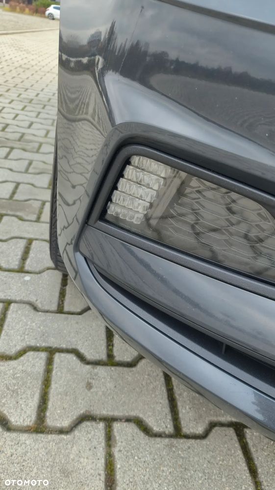 Volkswagen Polo 1.6 TDI SCR Trendline - 36