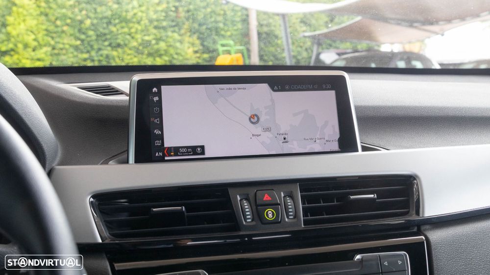 BMW X1 25 e xDrive Corporate Edition - 7