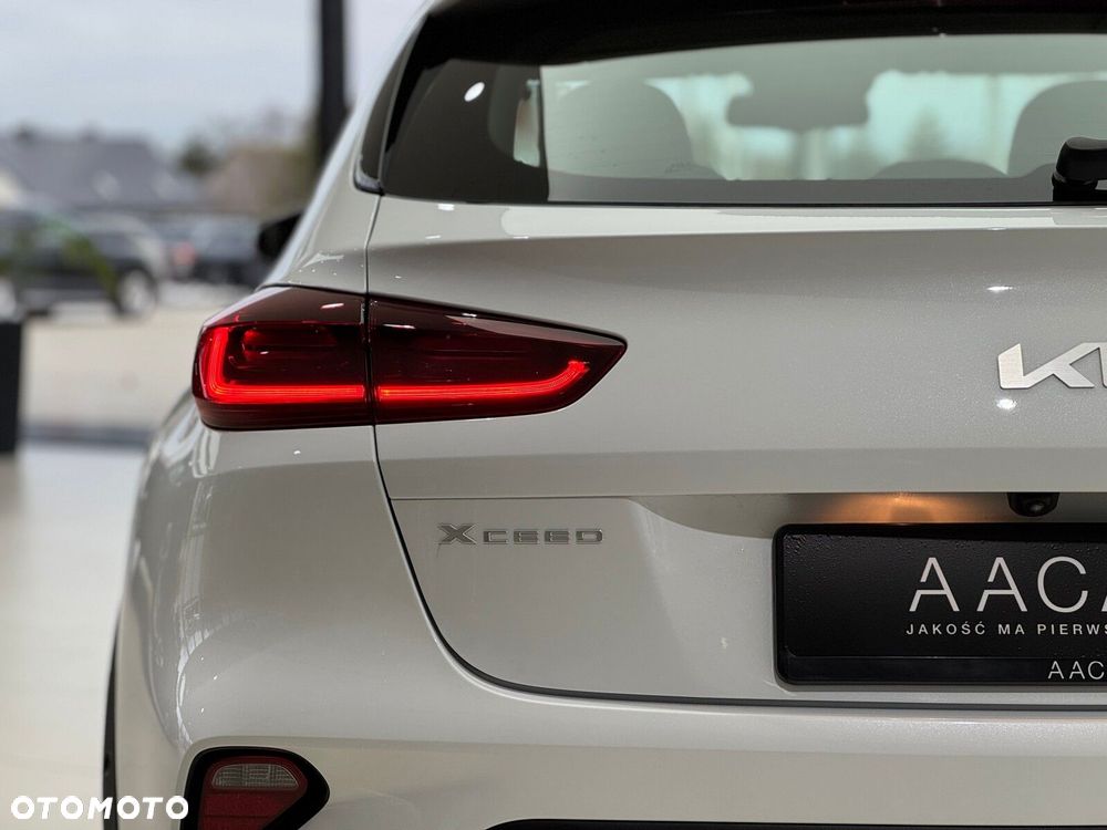 Kia XCeed - 39