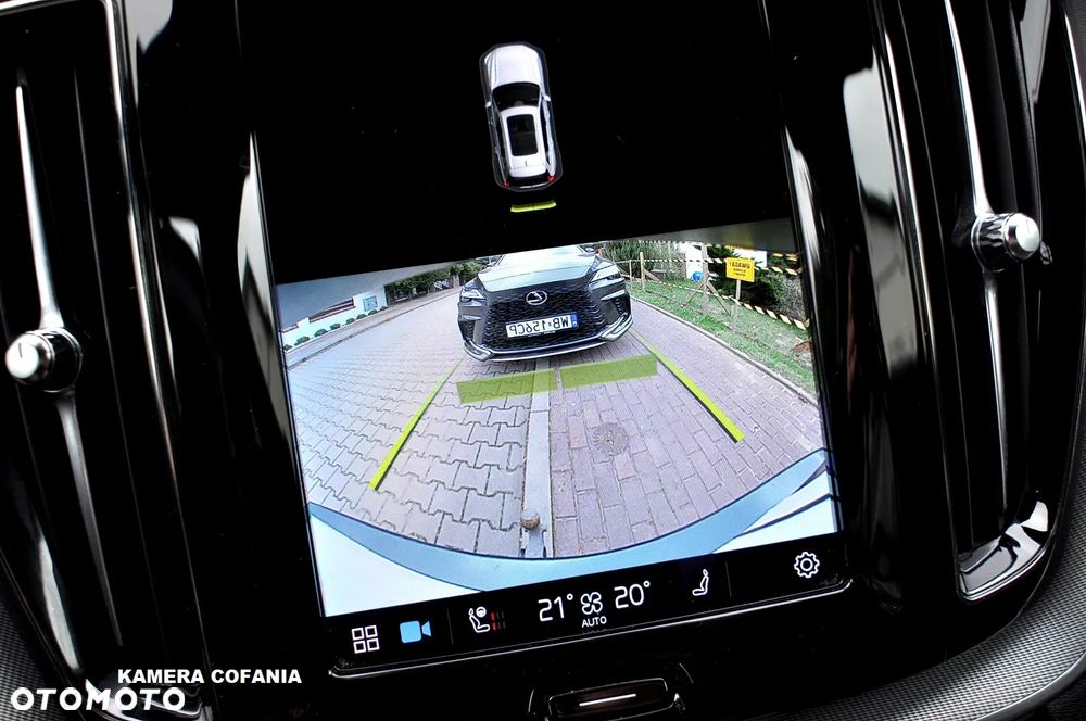 Volvo XC 60 B4 D Plus Dark - 26