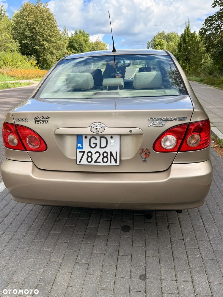 Toyota Corolla - 8