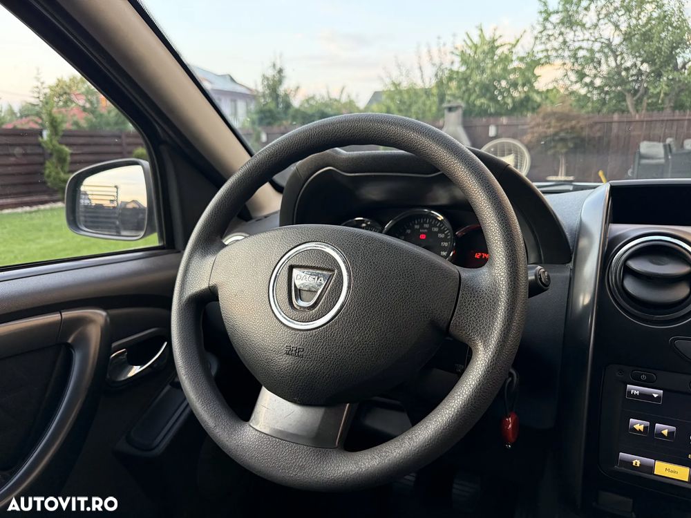 Dacia Duster 1.6 4x2 Prestige - 12