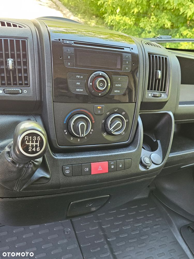 Peugeot BOXER - 25