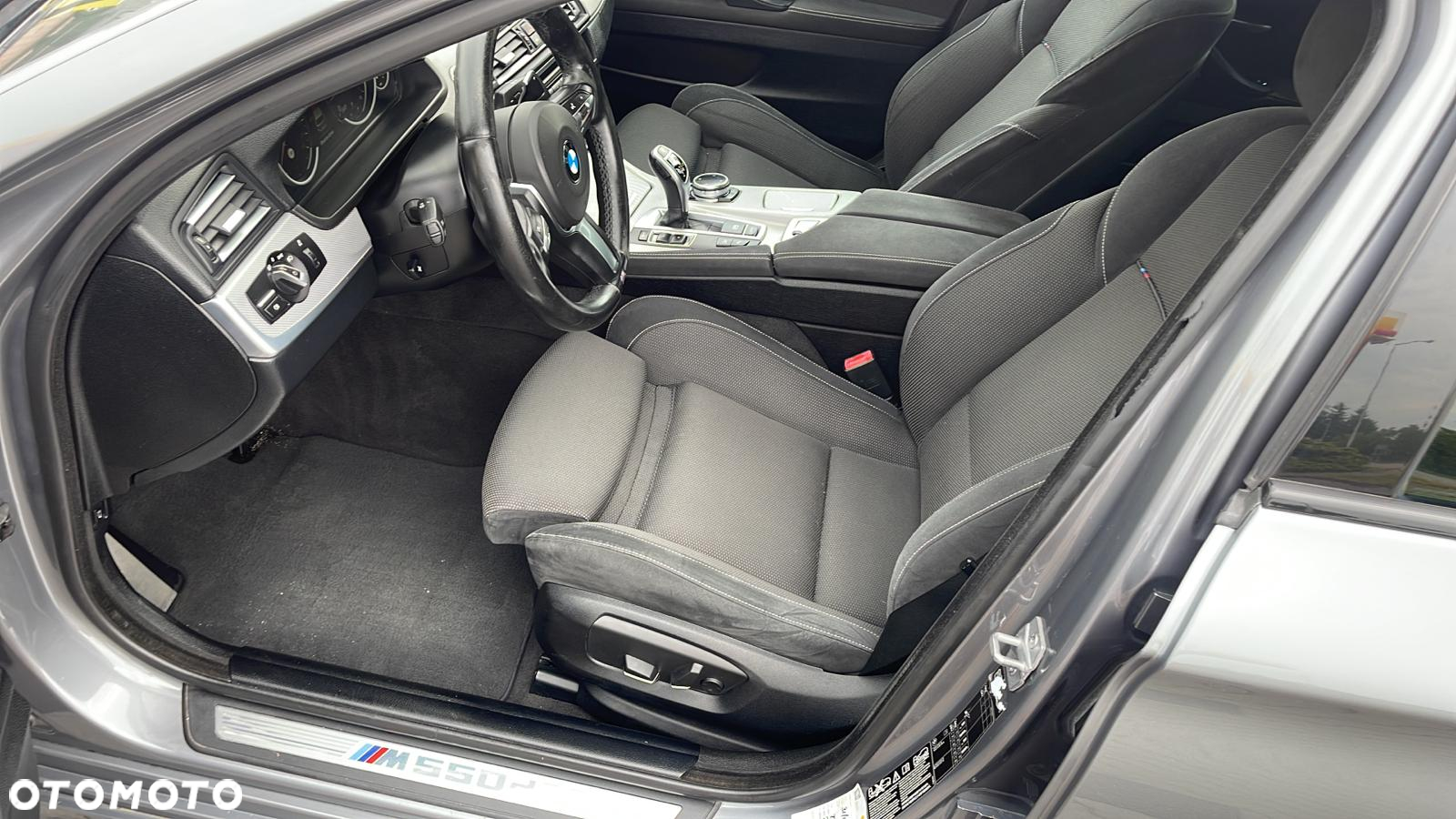 BMW Seria 5 M550d xDrive - 13