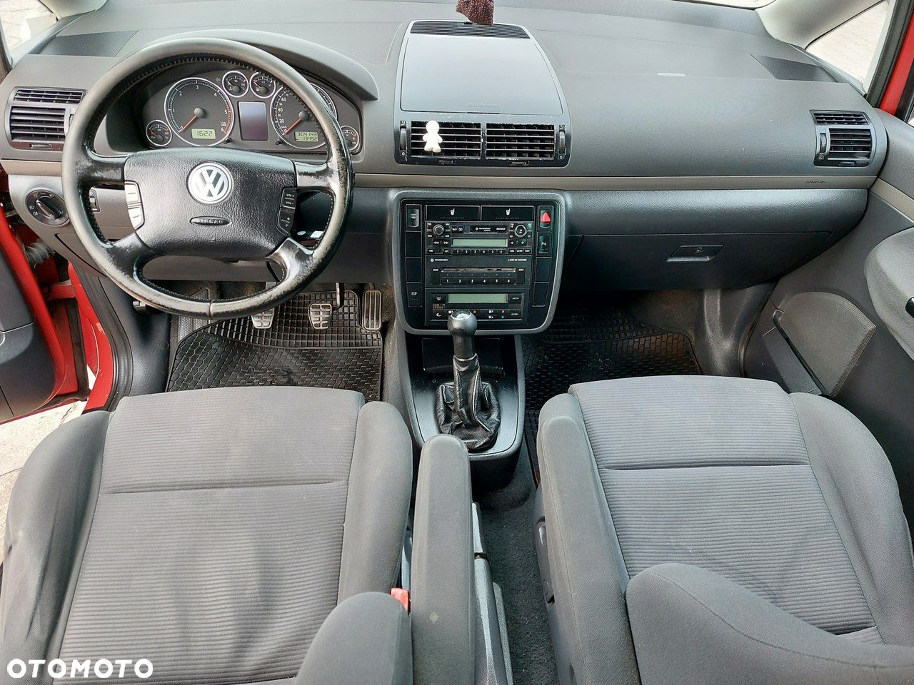 Volkswagen Sharan - 16
