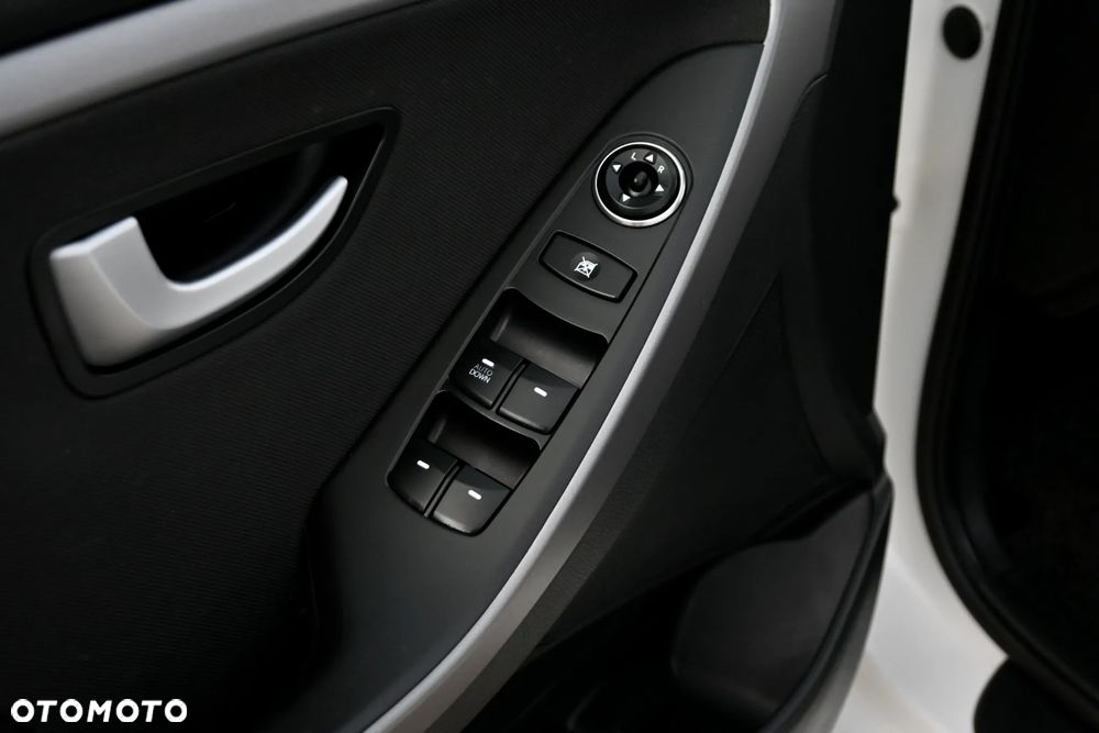 Hyundai i30 1.4 BlueDrive Comfort - 32
