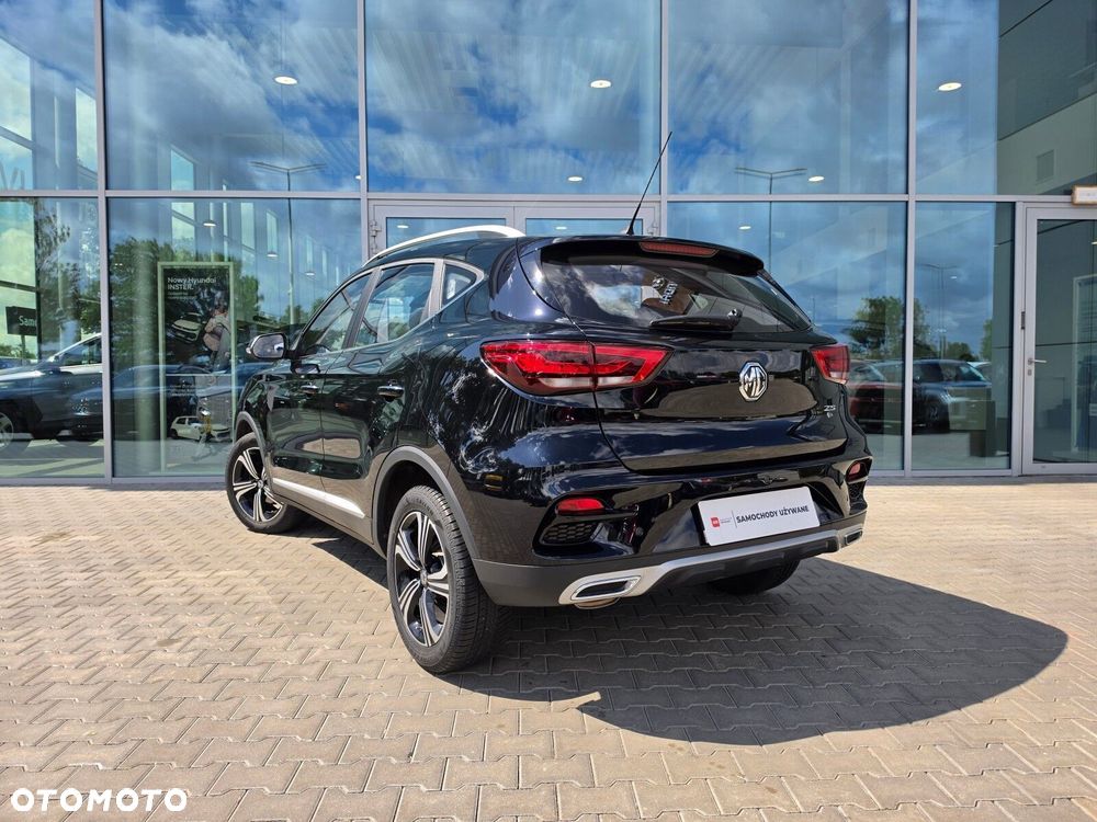 MG ZS - 4