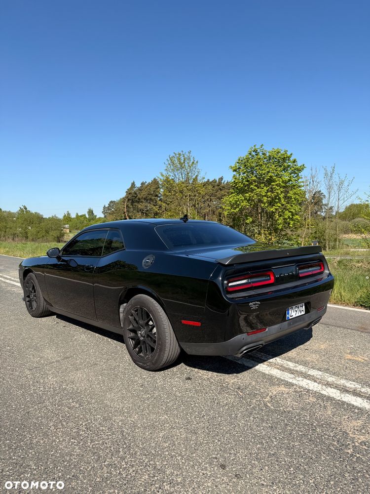 Dodge Challenger 5.7 R/T - 7