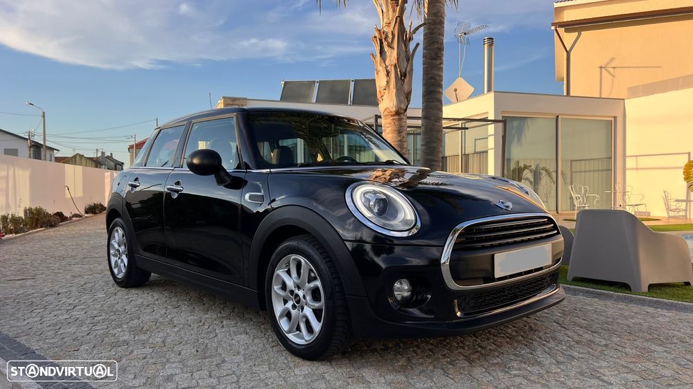MINI 5 Portas Cooper D - 1