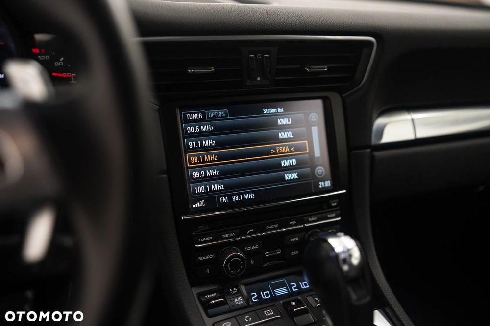 Porsche 911 Carrera PDK Black Edition - 25