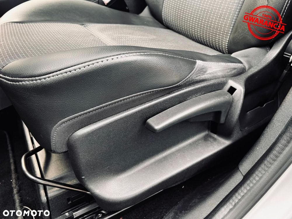 Renault Scenic dCi 110 EDC Paris - 28