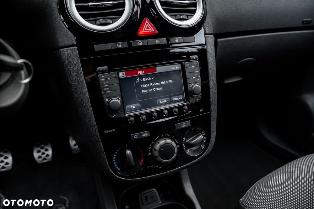 Opel Corsa 1.6T OPC - 21