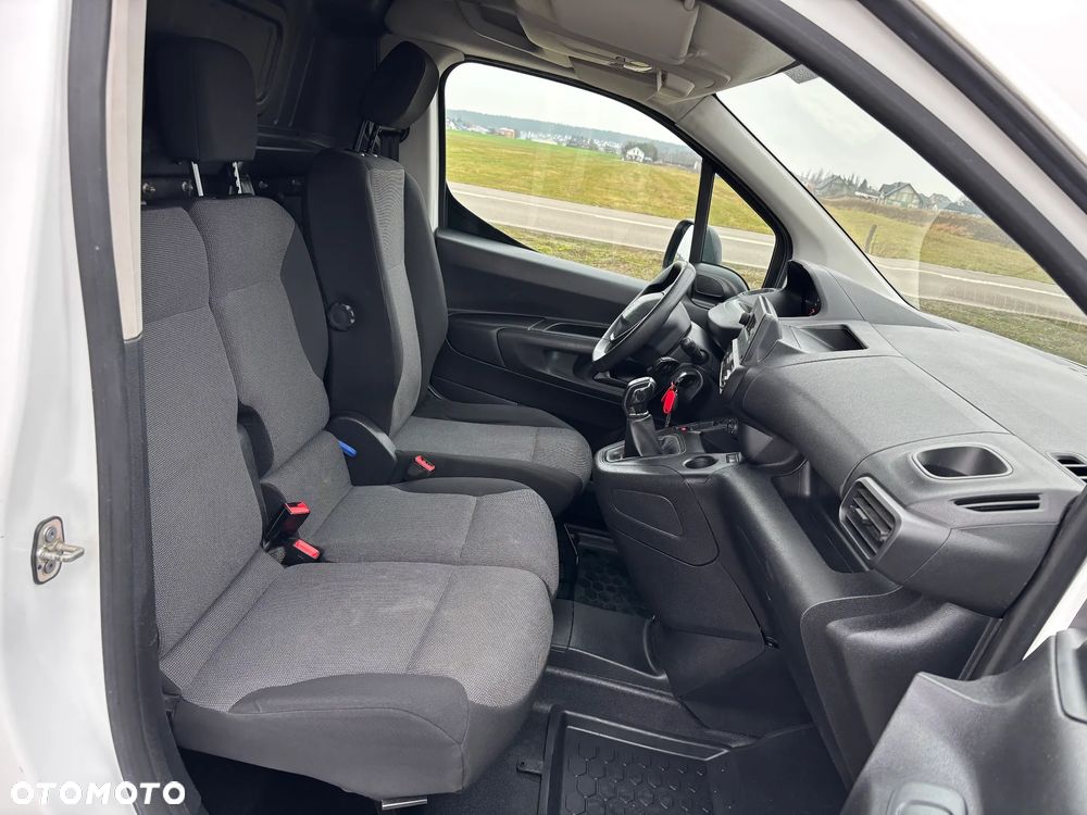 Peugeot Partner - 13