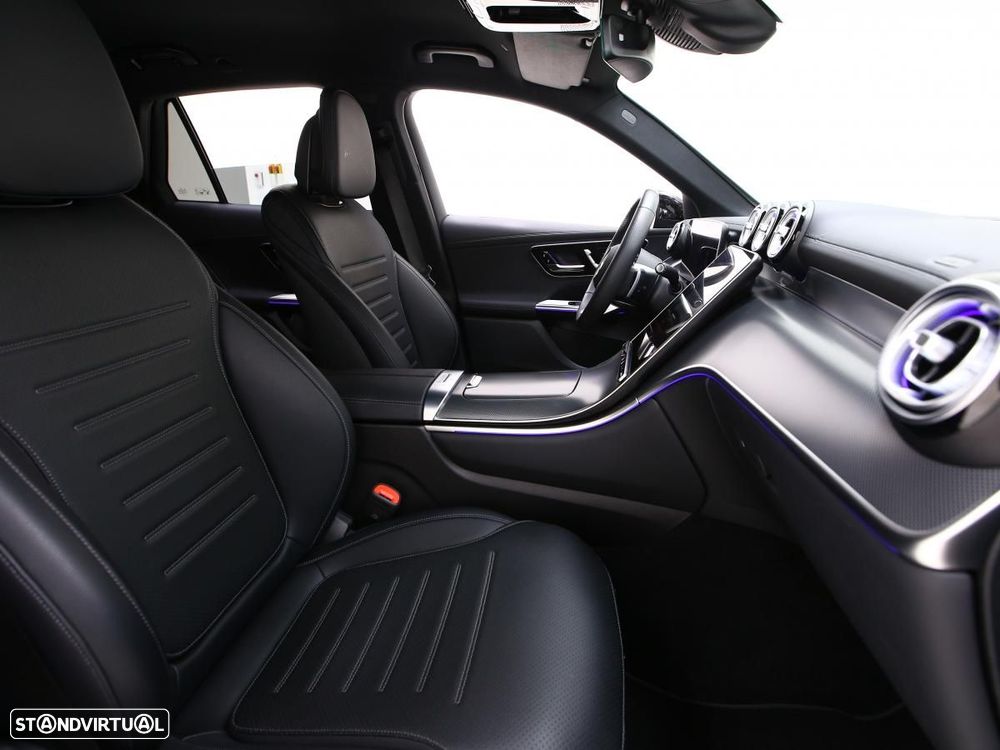 Mercedes-Benz GLC 200 4Matic 9G-TRONIC AMG Line Advanced - 9