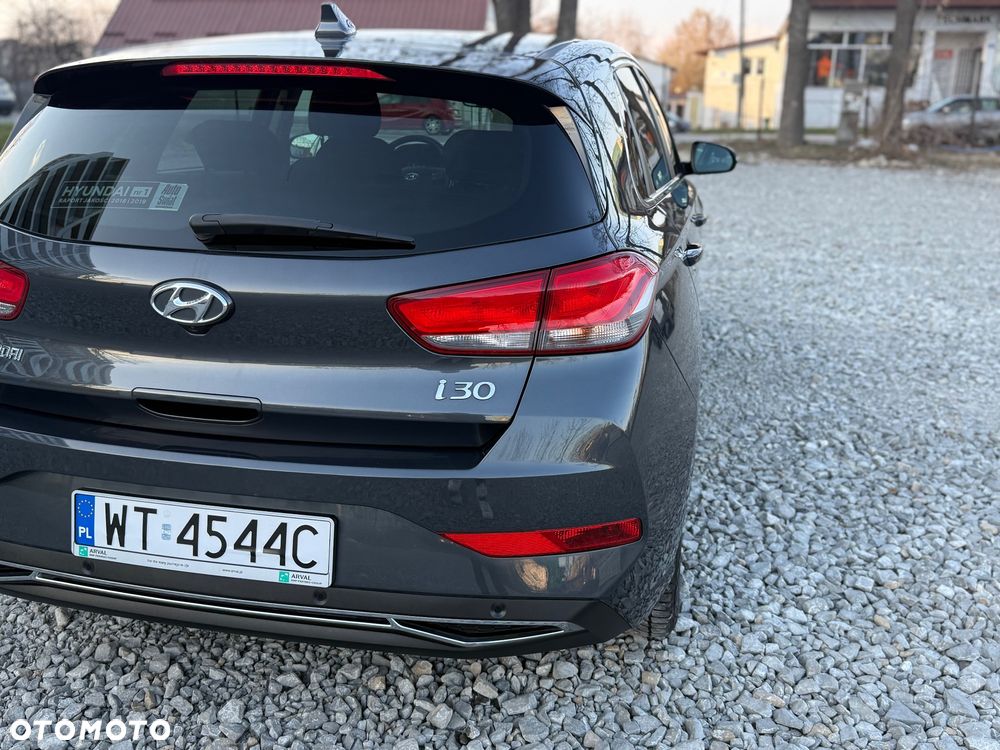 Hyundai i30 1.5 DPI Smart - 9