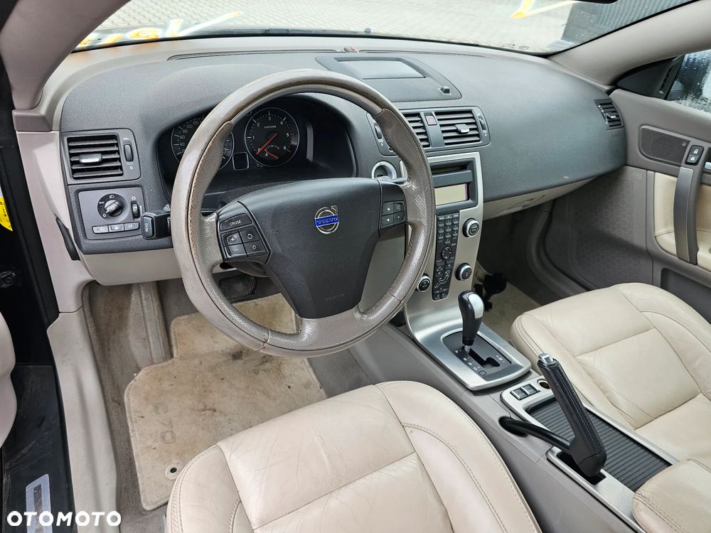 Volvo C70 2.4D5 Summum - 10