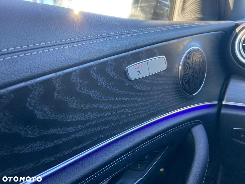 Mercedes-Benz Klasa E 220 d 4-Matic AMG - 15