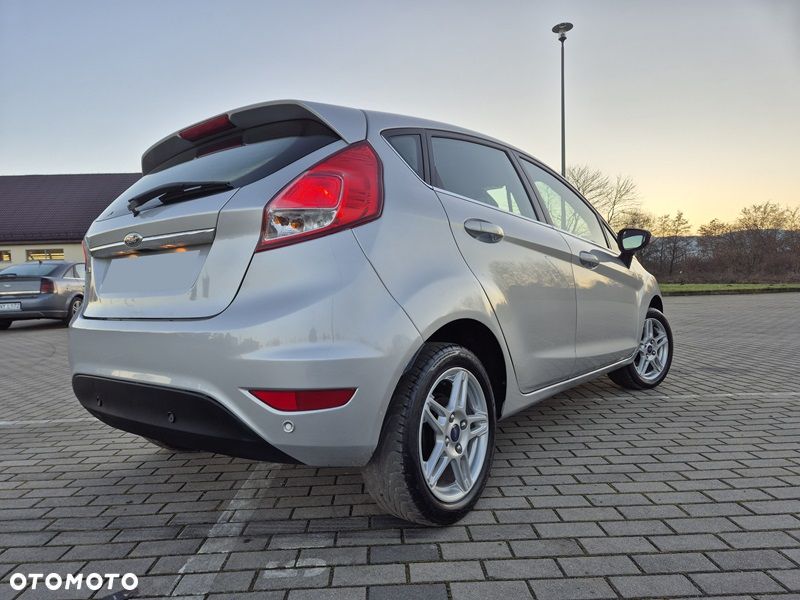 Ford Fiesta 1.0 EcoBoost Titanium - 5