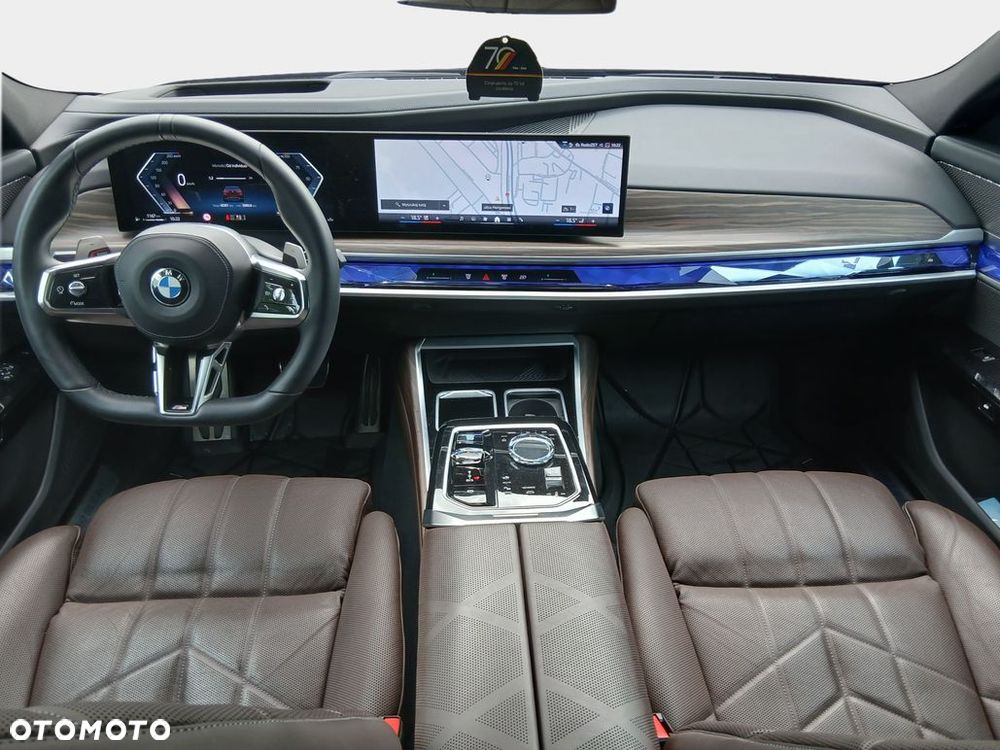 BMW Seria 7 730d xDrive mHEV sport - 31