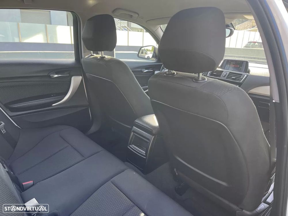 BMW 116 d Line Sport - 38