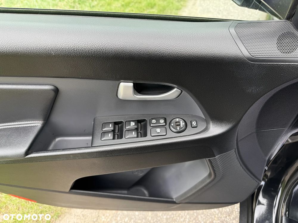 Kia Sportage 2.0 CRDI XL 2WD - 29