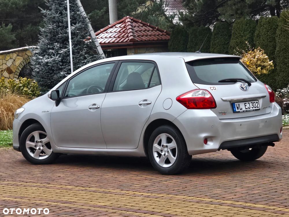 Toyota Auris 1.8 HSD Sol - 10