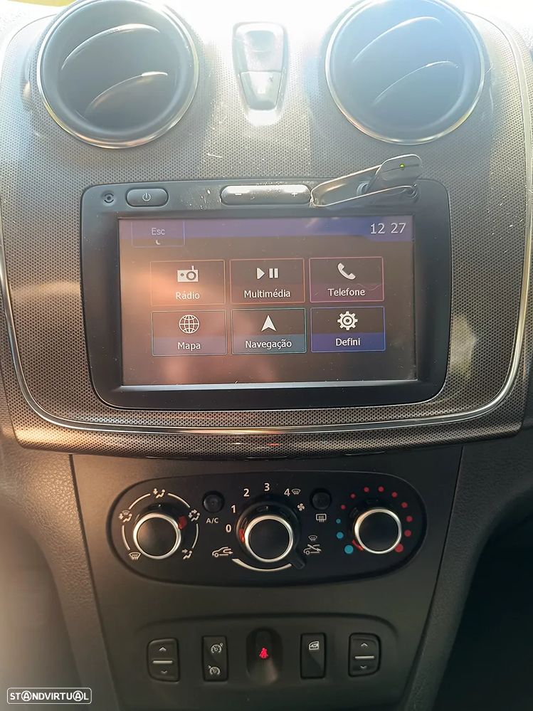 Dacia Sandero 0.9 TCe Stepway - 10