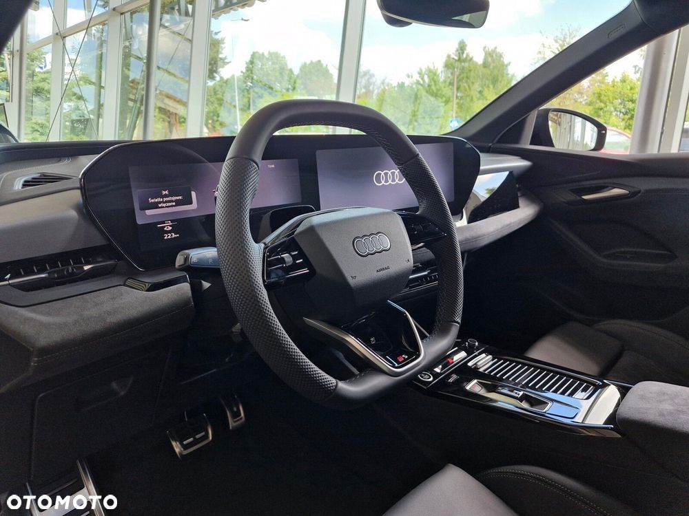 Audi Q6 e-tron - 15