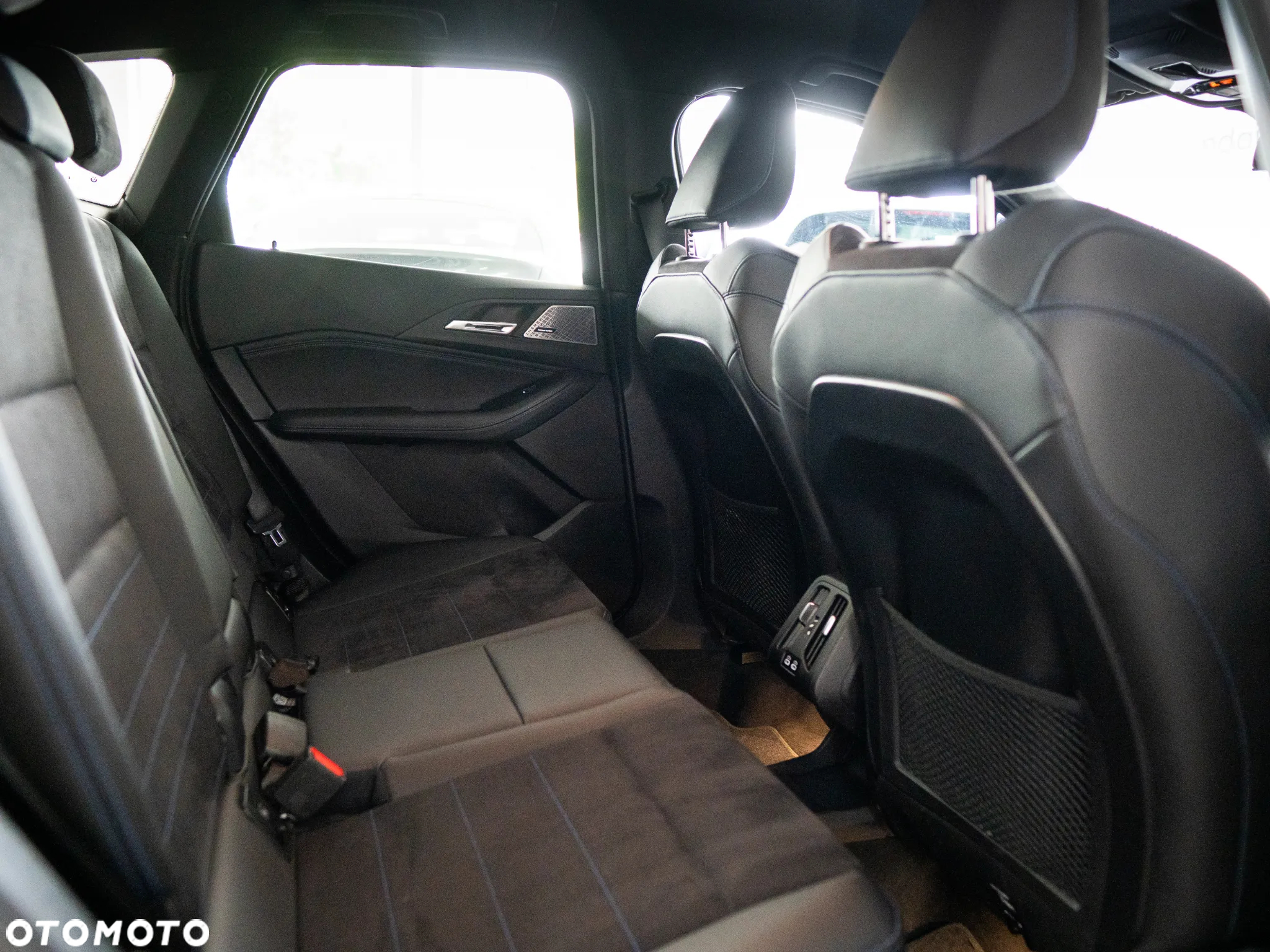 BMW Seria 2 218i - 35