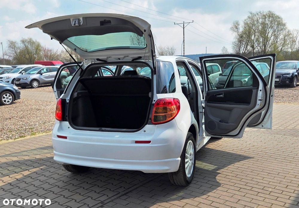 Suzuki SX4 - 31