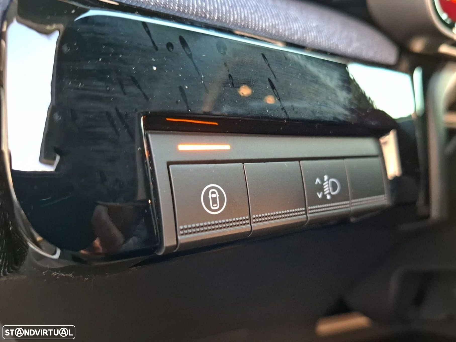 Renault 5 E-Tech 52 kWh Techno Autonomia Conforto - 19