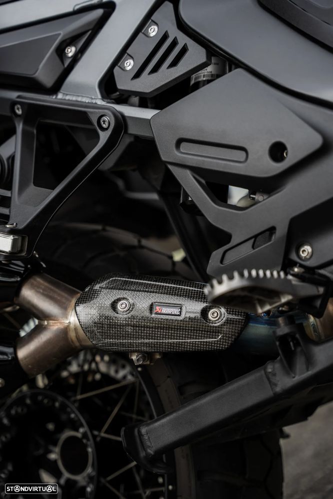 BMW R 1300 GS Adventure Triple Black - 14