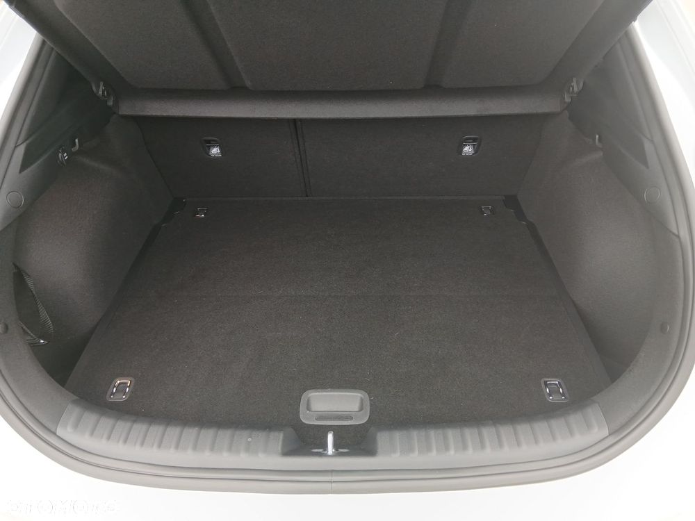 Kia XCeed 1.6 T-GDI M DCT - 33