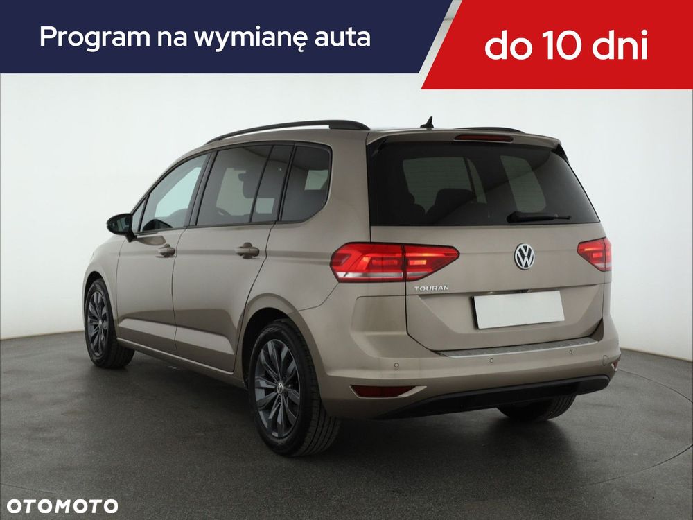 Volkswagen Touran - 6