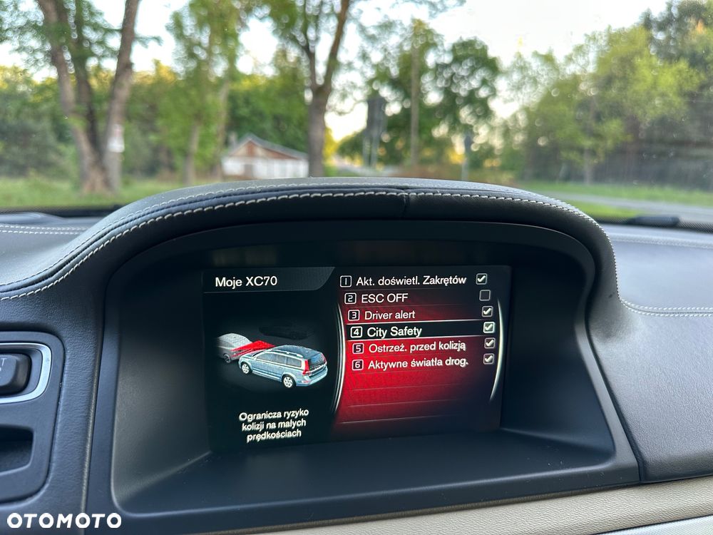 Volvo XC 70 D4 Geartronic Momentum - 35