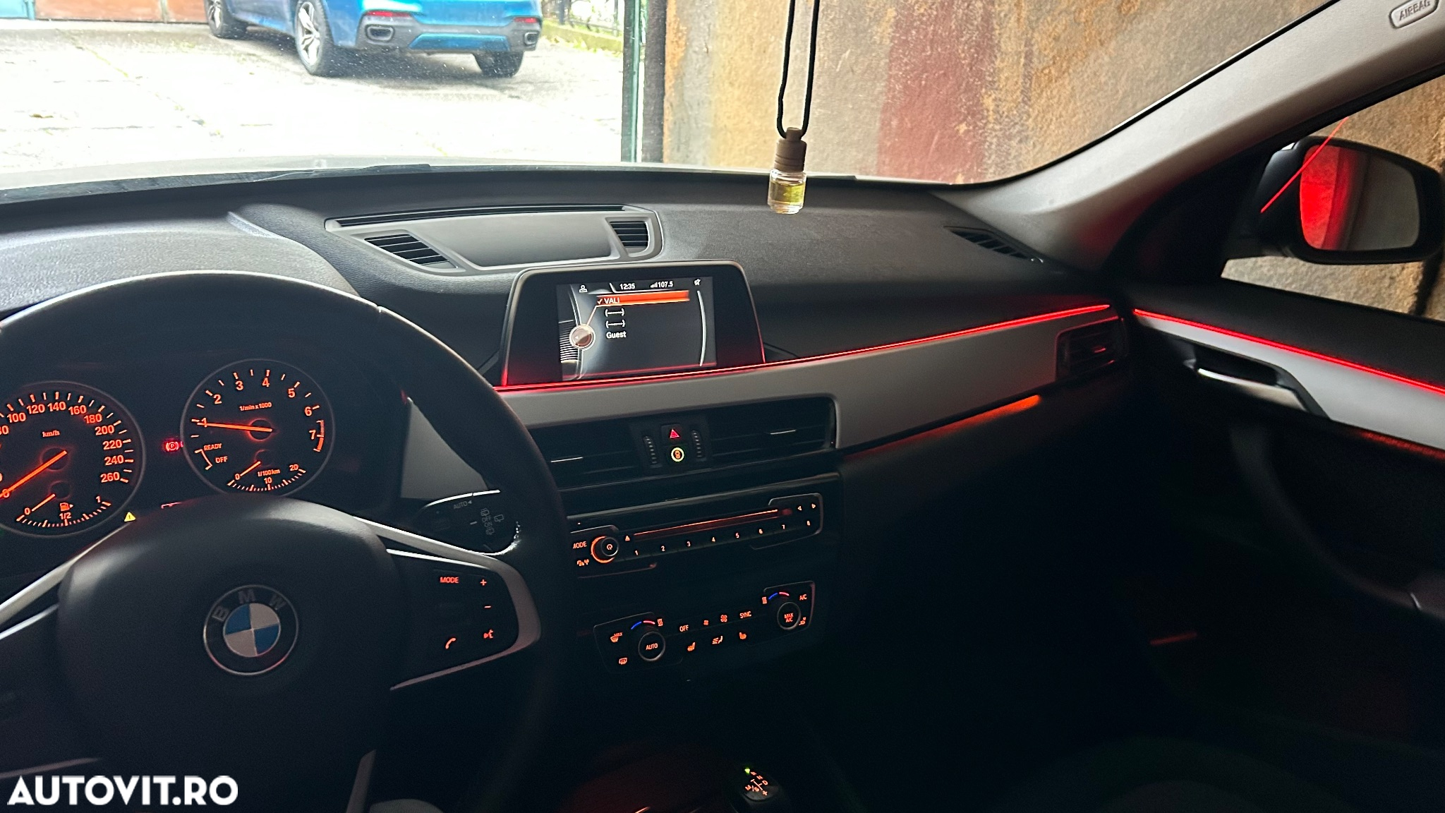 BMW X1 xDrive20i AT Standard - 8