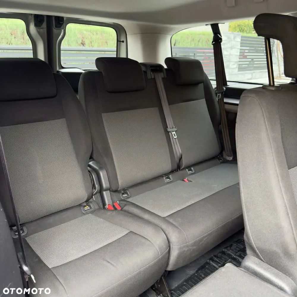 Toyota ProAce Kombi 2.0 D-4D Long 2,8t - 6