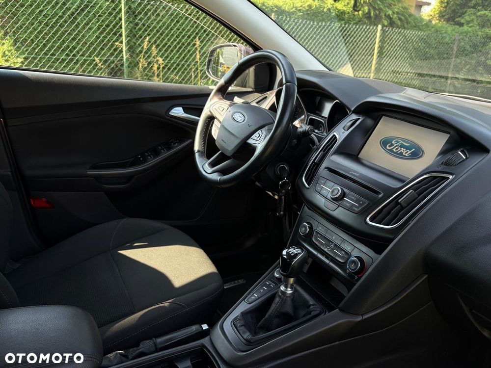 Ford Focus 1.0 EcoBoost STart-Stopp-System TITANIUM - 21